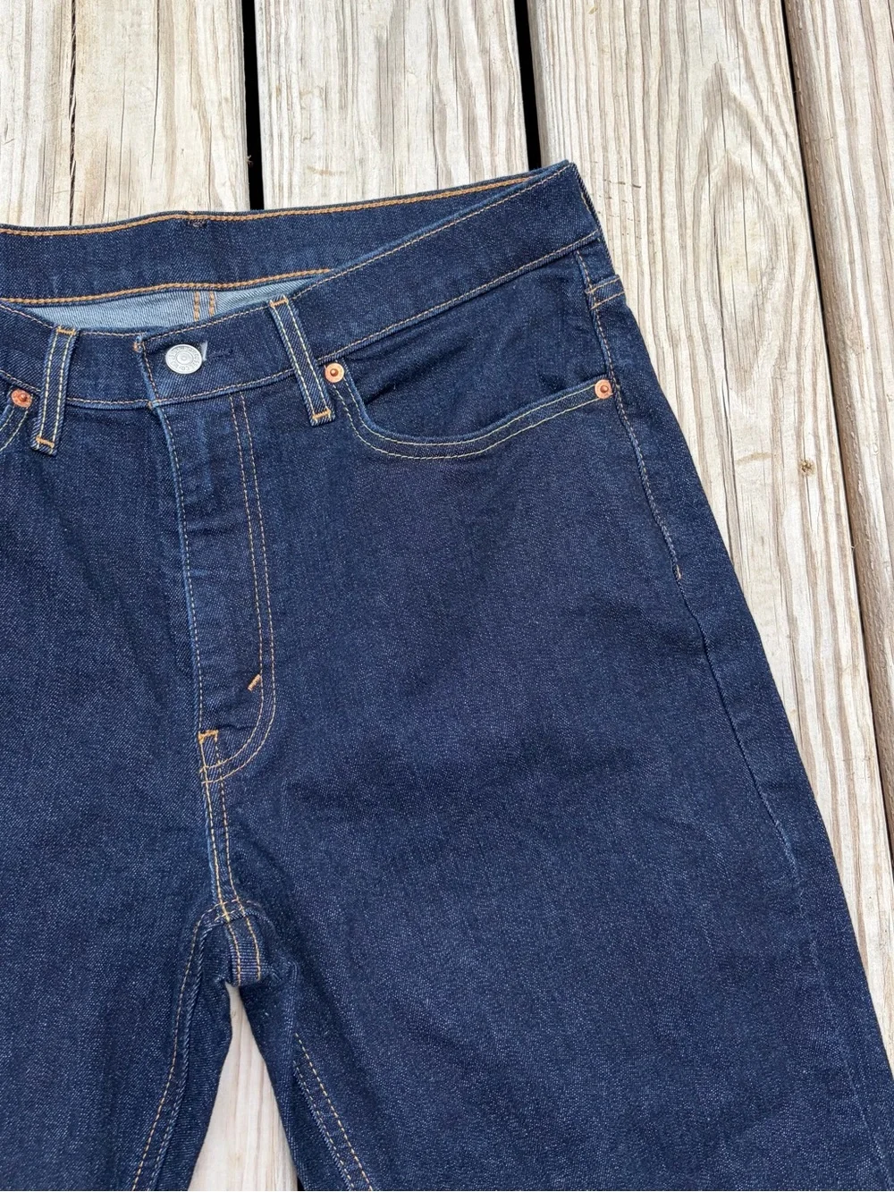 Levi's 541 Jeans Mens 34x30 Darkest Blue Athletic Tapered Denim Zip Fly 5 Pocket